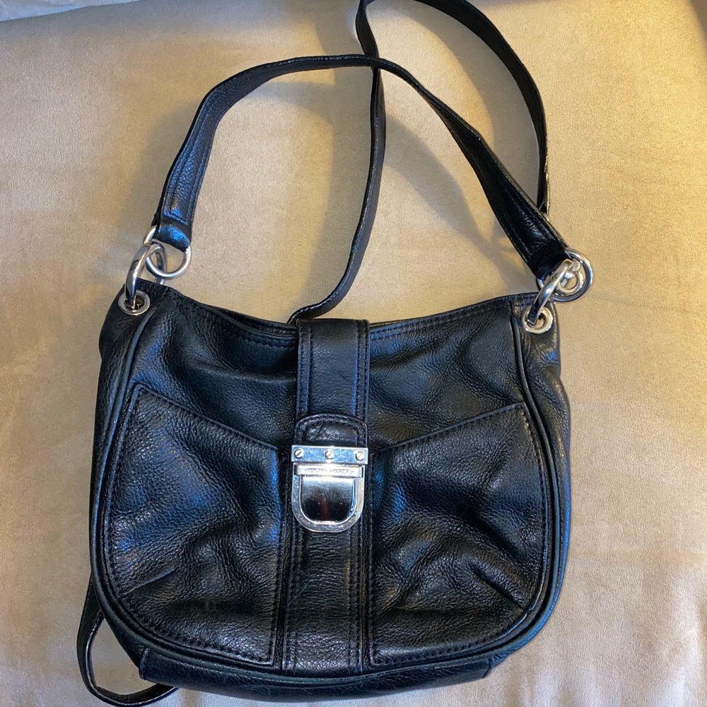 Michael kors black leather purse